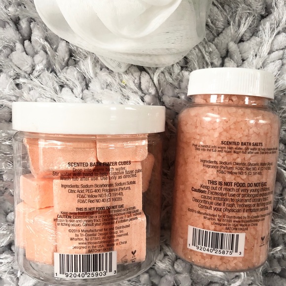 🆕New w/ tags MANGO PEACH SCENTED BATH SET 2pc set - Picture 2 of 2
